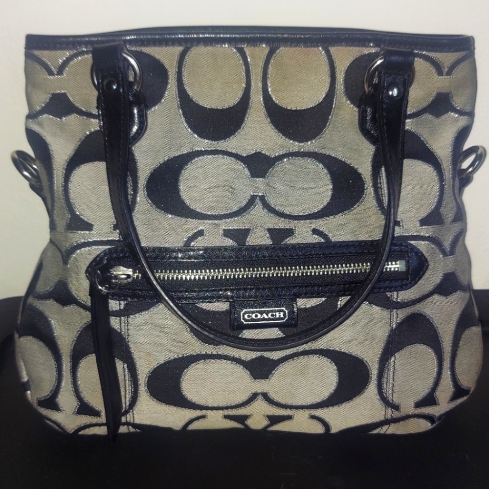 Coach Daisy Outline Signature Grey/Black Satchel Purse